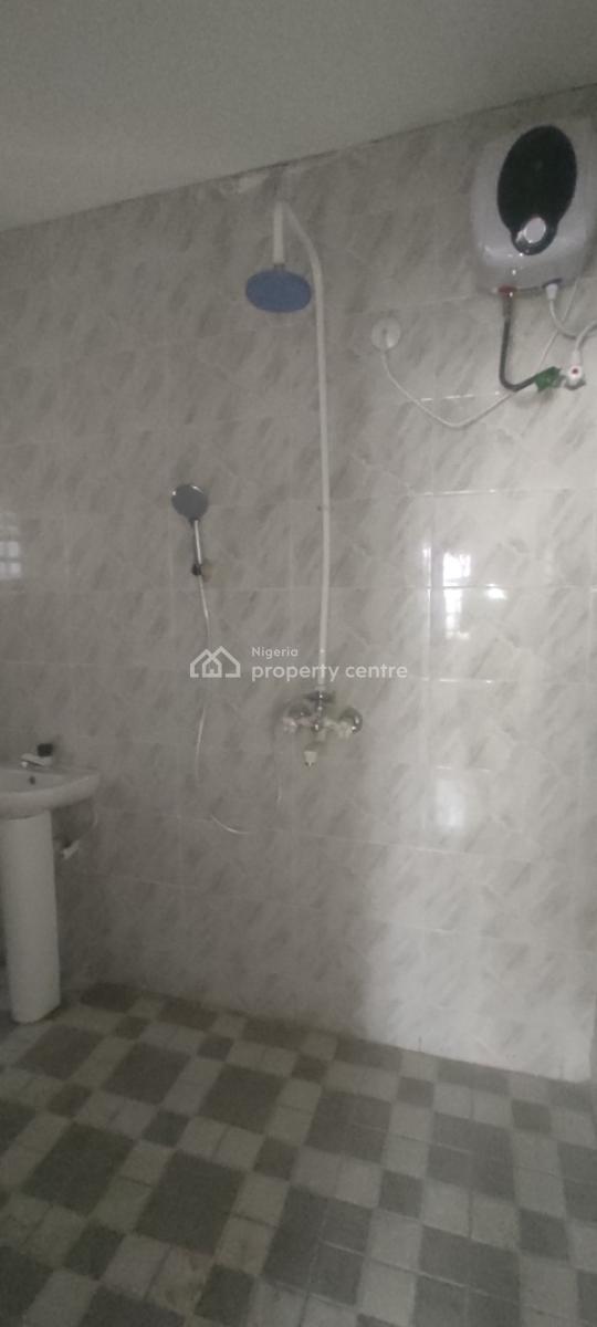 Clean Standard Ensuit 3 Bedroom Apartment Upstairs, Badore, Ajah, Lagos, Flat / Apartment for Rent
