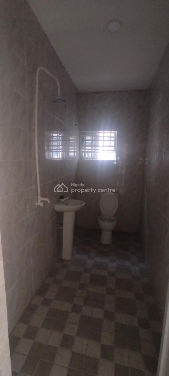 Clean Standard Ensuit 3 Bedroom Apartment Upstairs, Badore, Ajah, Lagos, Flat / Apartment for Rent