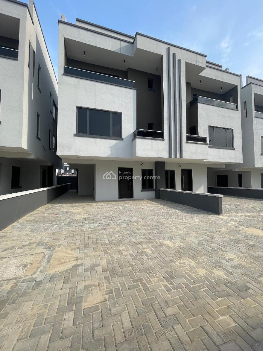 4 Bedroom Spacious Home with a Pool and Gym, Ogudu Gra, Gra, Ogudu, Lagos, Detached Duplex for Sale