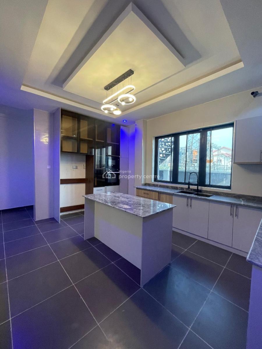 4 Bedroom Spacious Home with a Pool and Gym, Ogudu Gra, Gra, Ogudu, Lagos, Detached Duplex for Sale
