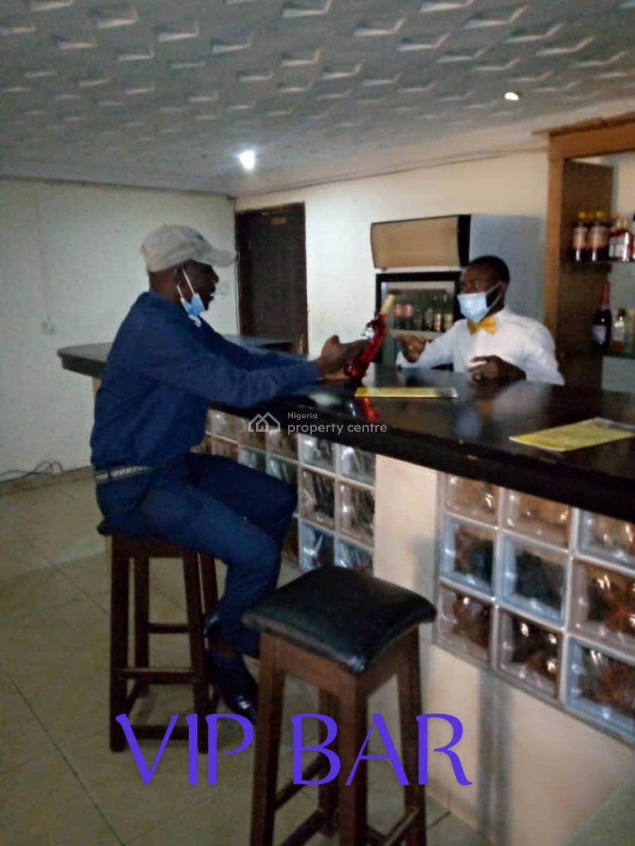 43 Room Functioning Hotel, Along Old Ife Road Alakia, Ibadan, Oyo, Hotel / Guest House for Sale