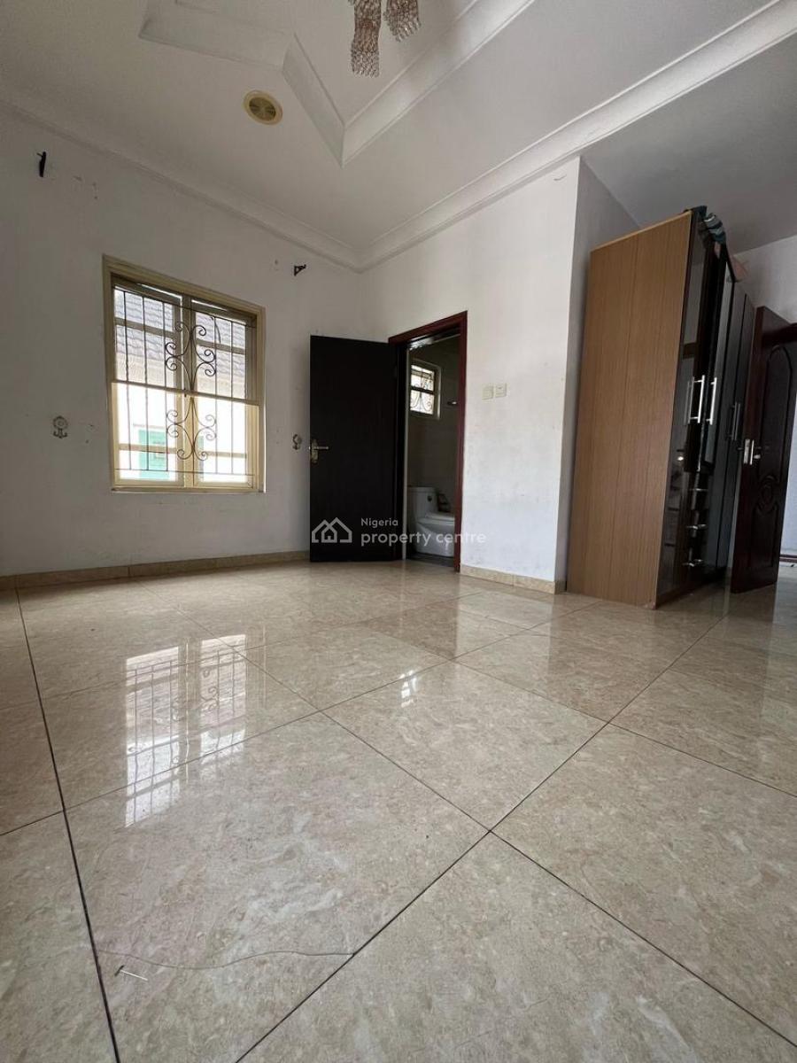 Single Room Shared Apartment, Chevron, Lekki, Lagos, Flat / Apartment for Rent