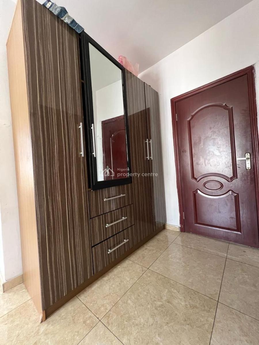 Single Room Shared Apartment, Chevron, Lekki, Lagos, Flat / Apartment for Rent