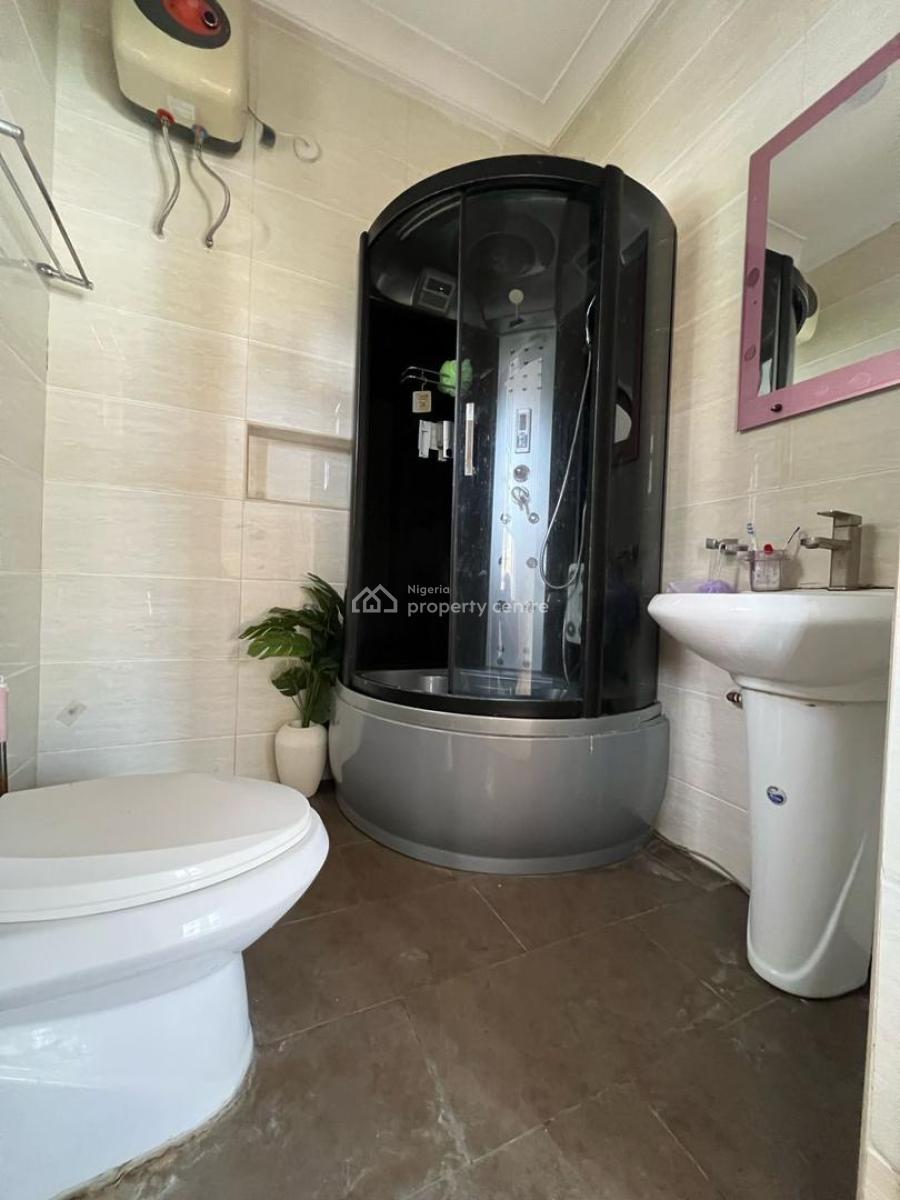 Single Room Shared Apartment, Chevron, Lekki, Lagos, Flat / Apartment for Rent