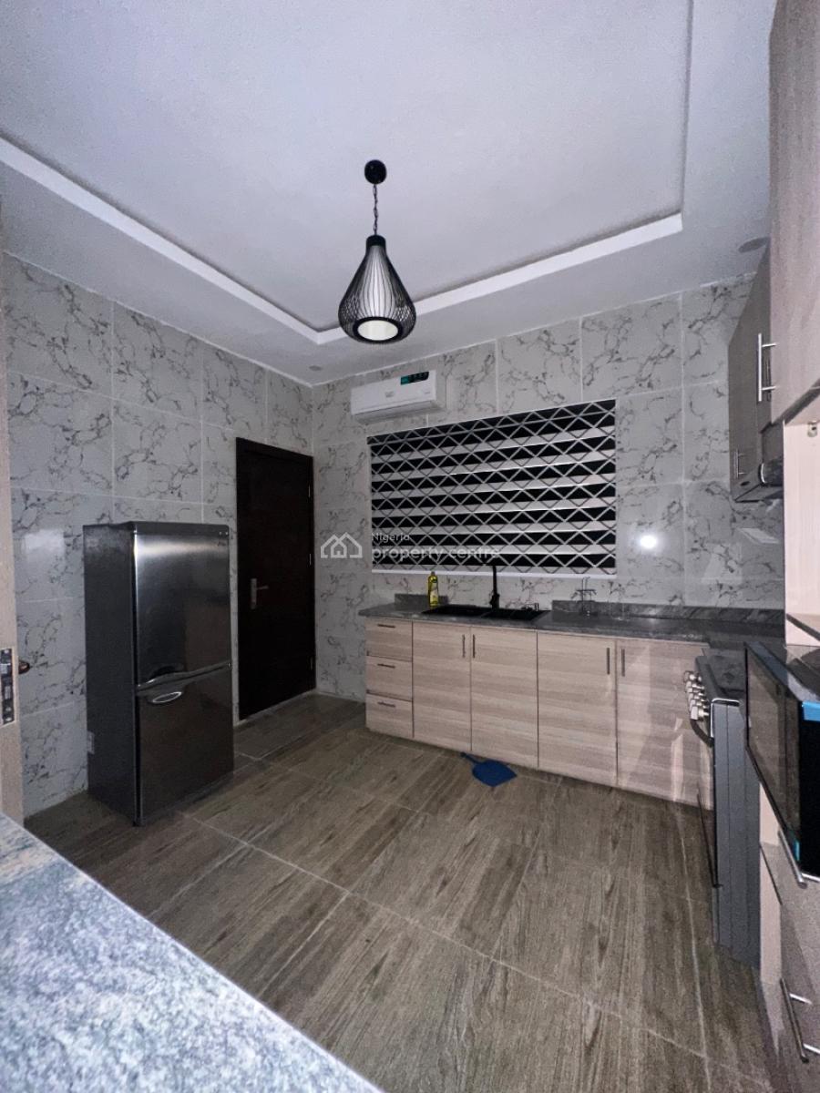 Fully Furnished 1 Bedroom Apartment, Ologolo, Lekki, Lagos, Flat / Apartment for Rent