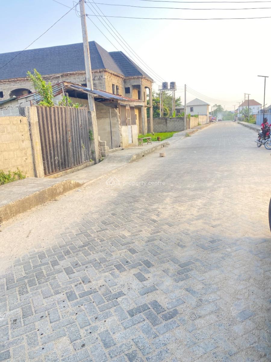Half Plot Cornerpiece Land Measuring 340sqm on a Tarred Road with Cofo, Ogombo, Ajah, Lagos, Residential Land for Sale