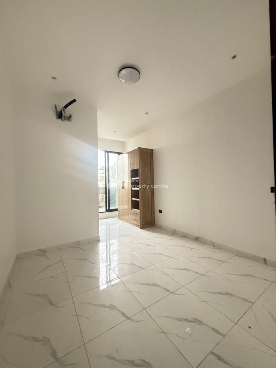 Spacious 2 Bedroom Apartment, New Road, Lekki, Lagos, Self Contain (single Rooms) for Rent