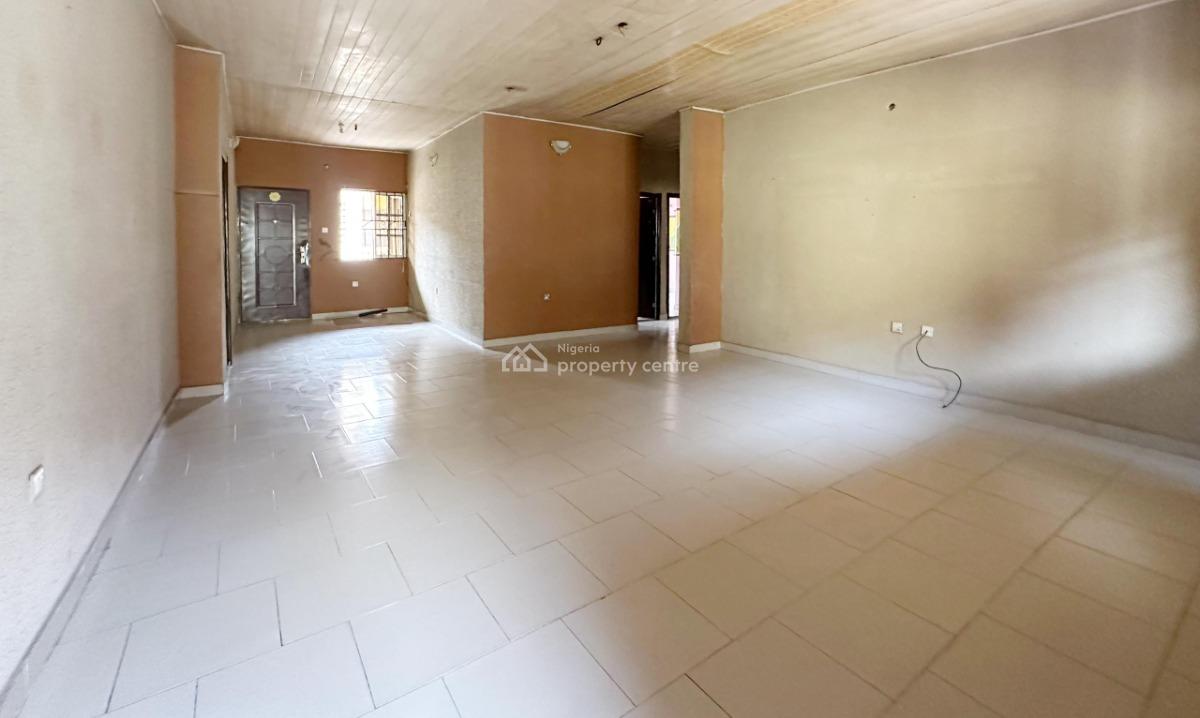 3 Bedroom Apartment, Gra Phase 1, Magodo, Lagos, Flat / Apartment for Rent