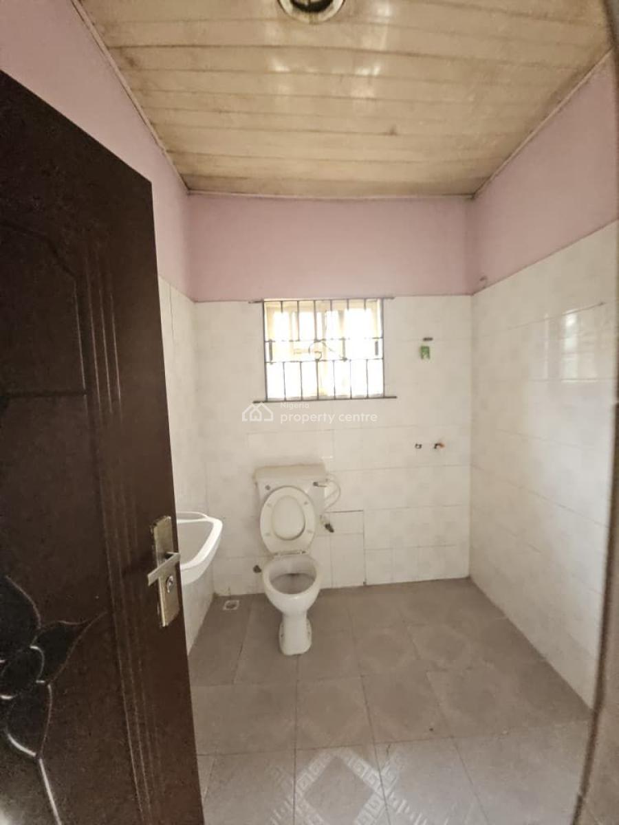 3 Bedroom Apartment, Gra Phase 1, Magodo, Lagos, Flat / Apartment for Rent