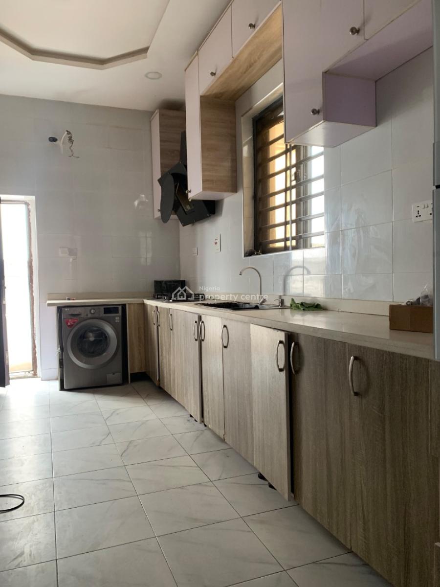 Luxurious 4bedroom with Bq, Ikota Gra, By Mega Chicken Ikota Lekki Lagos, Ikota, Lekki, Lagos, House for Rent