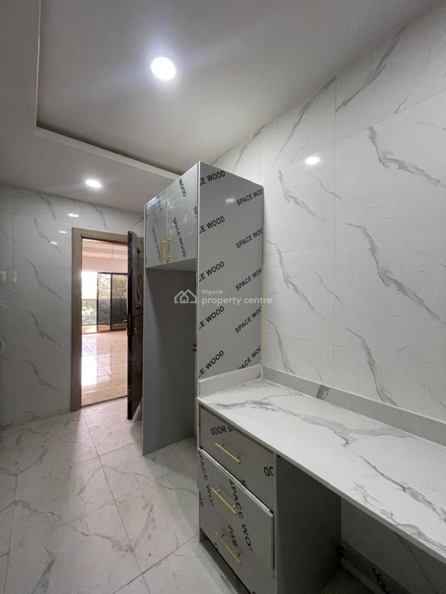 3 Bedroom Apartment, Ologolo, Lekki, Lagos, Flat / Apartment for Rent