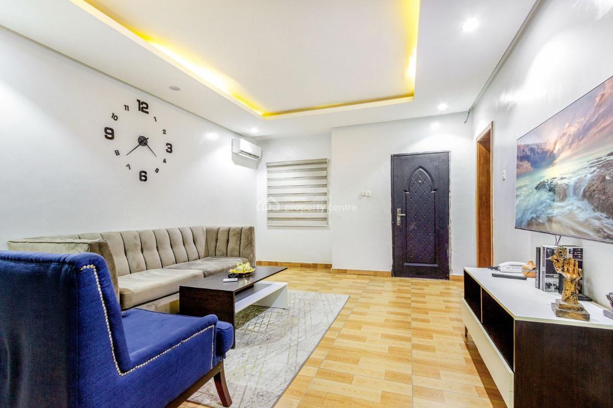 a Spacious One Bedroom Ensuite Apartment, Off Admiralty Road, Lekki Phase 1, Lekki, Lagos, Self Contain (single Rooms) for Rent