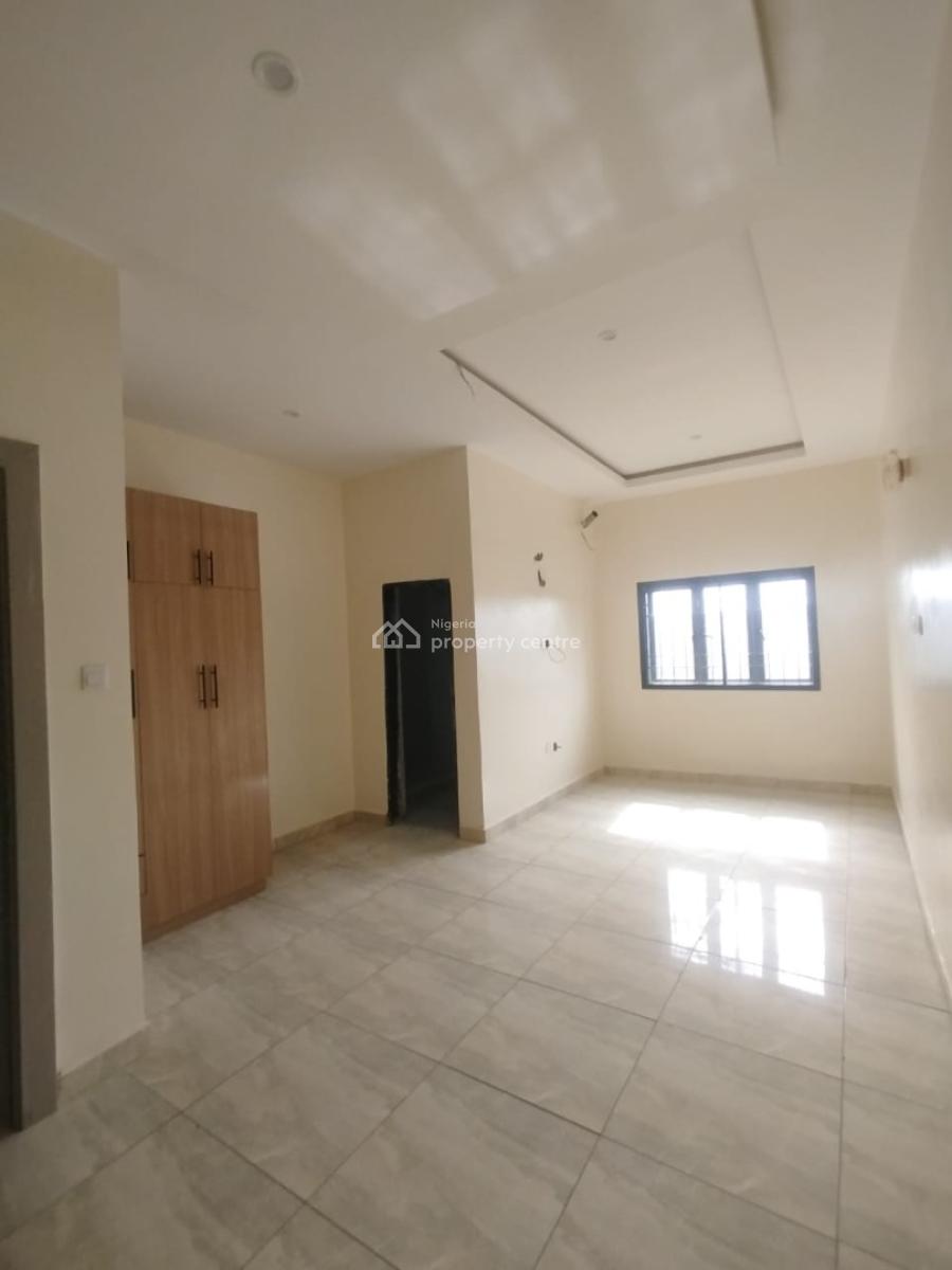 Standard and Spacious 4bedroom Terrace Duplex with Bq, Jahi, Abuja, Terraced Duplex for Rent