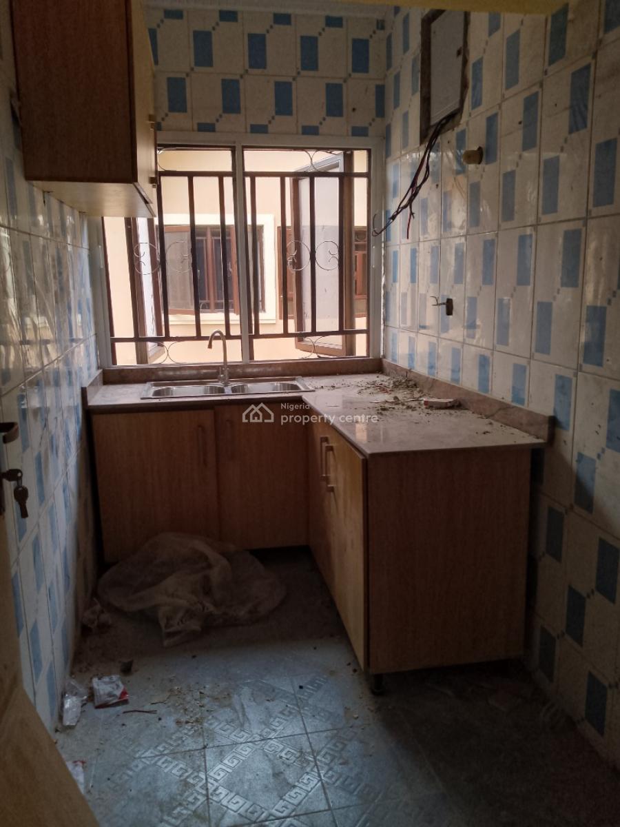 Very Spacious and Newly Renovated 2 Bedroom Flat, Mobile Road, Ilaje, Ajah, Lagos, Flat / Apartment for Rent