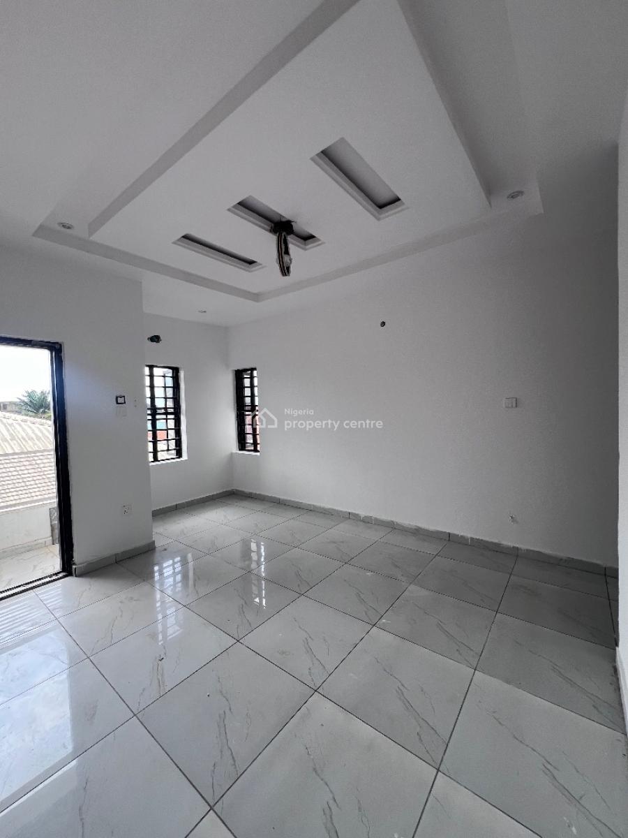 a Standard Mini Flat, Before Novare Shoprite Ajah, Lekki Phase 2, Lekki, Lagos, Mini Flat (room and Parlour) for Rent