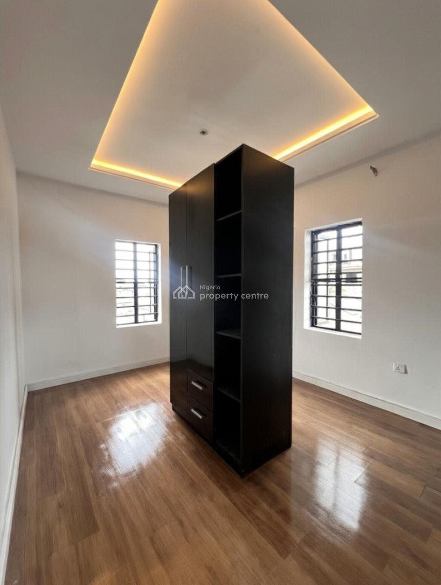 a Standard Mini Flat, Before Novare Shoprite Ajah, Lekki Phase 2, Lekki, Lagos, Mini Flat (room and Parlour) for Rent