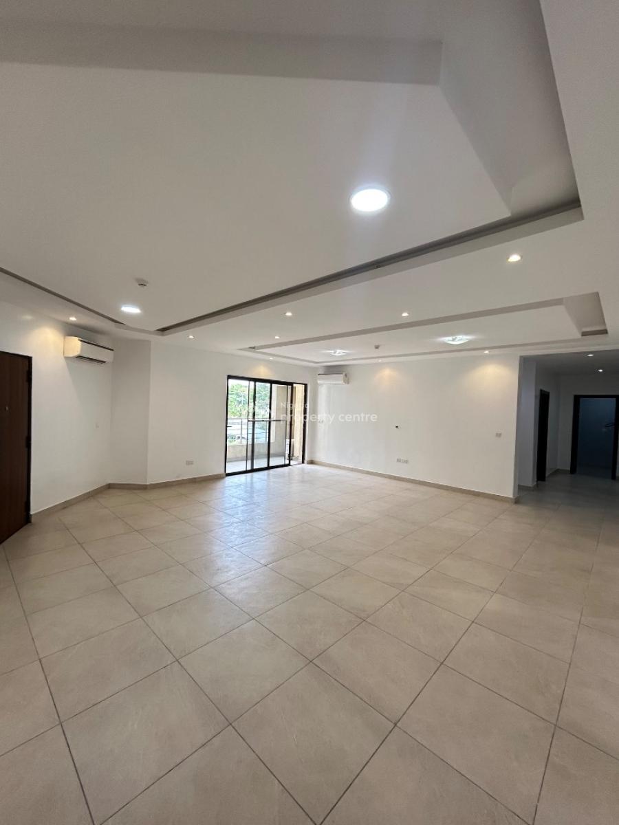 Fully Serviced and Spacious 3 Bedroom Apartment with Bq, Old Ikoyi, Ikoyi, Lagos, Flat / Apartment for Rent