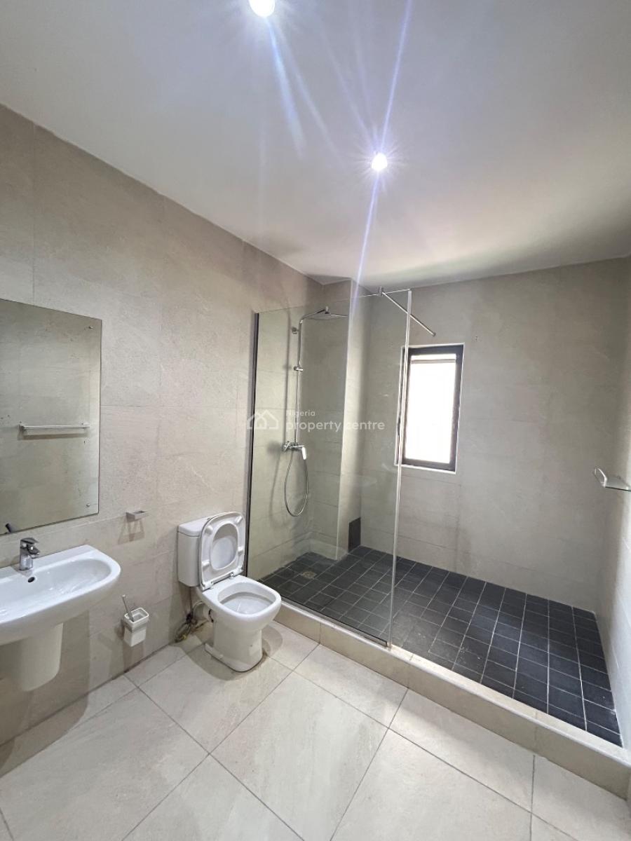 Fully Serviced and Spacious 3 Bedroom Apartment with Bq, Old Ikoyi, Ikoyi, Lagos, Flat / Apartment for Rent