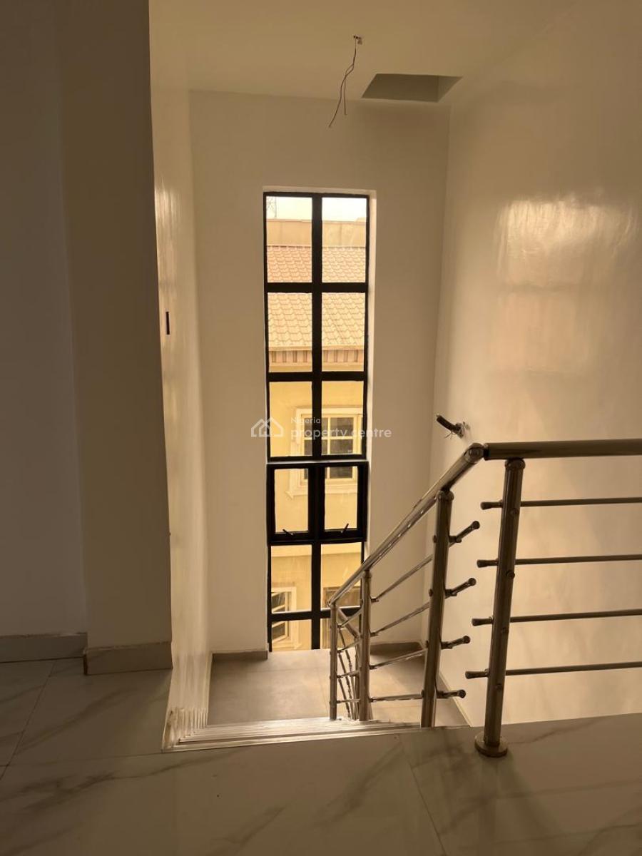 4 Bedroom Duplex, Gra Phase 1, Magodo, Lagos, Semi-detached Duplex for Sale