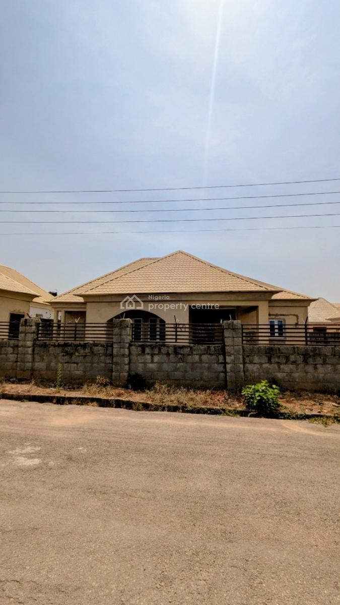 3 Bedroom Detached Bungalow with Bq and Gate House, Galadimawa, Abuja, Detached Bungalow for Sale