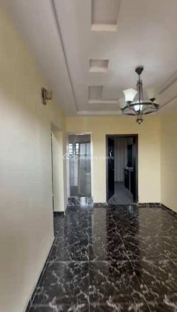 Lovely 2bedroom for, Off Omilani Ijesha, Surulere, Lagos, House for Rent