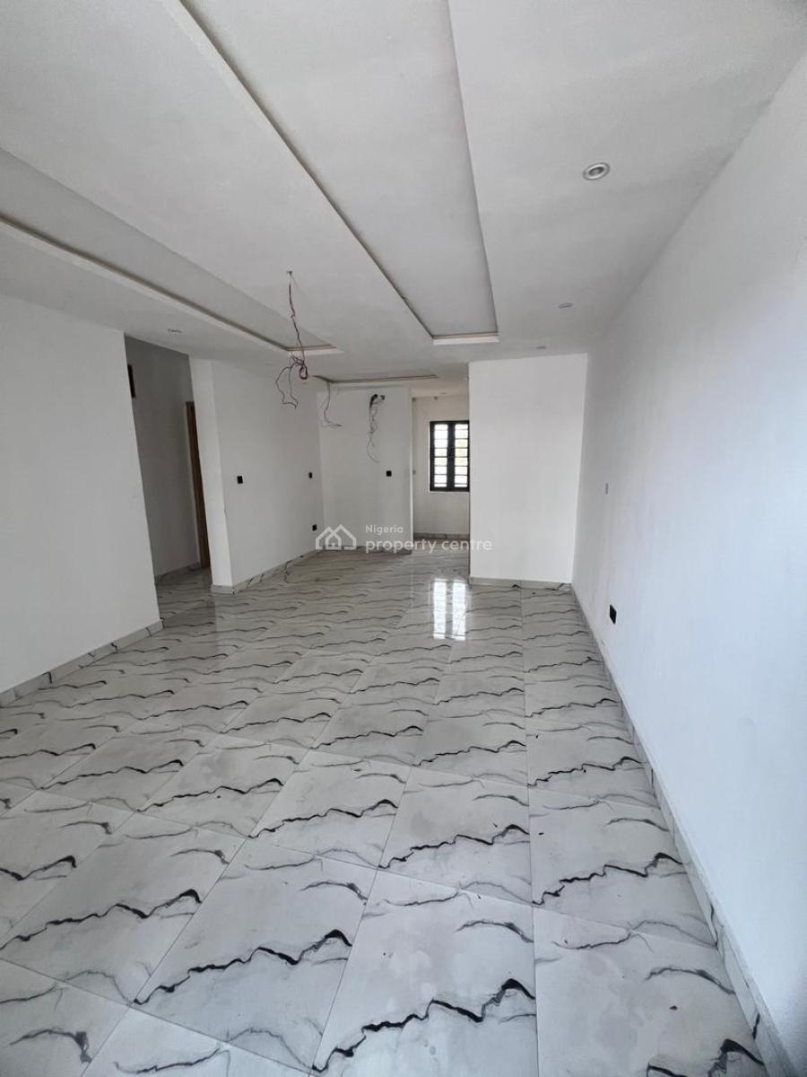 2 Bedroom Apartment, Lekki Phase 2, Lekki, Lagos, Flat / Apartment for Sale