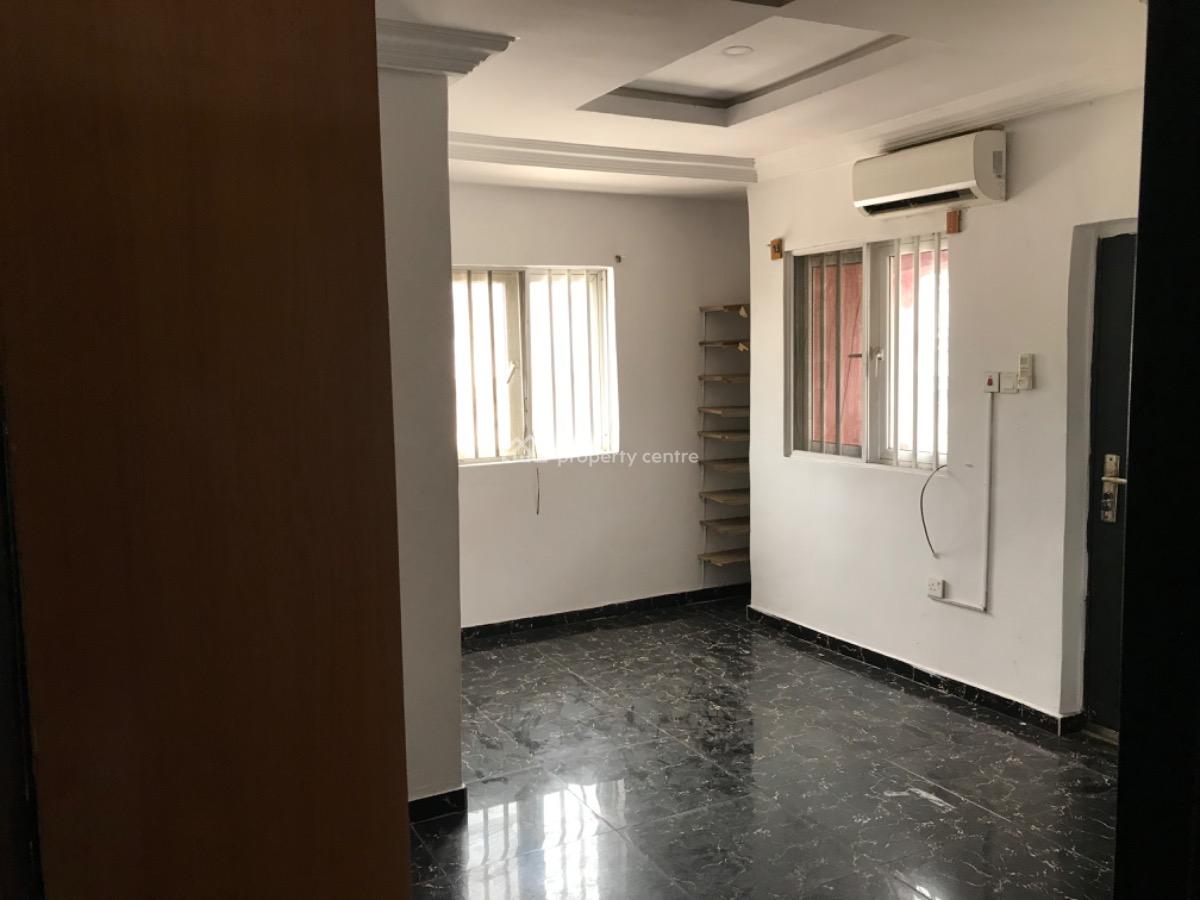 Executive Service Selfcontain with Generator and Aircondition, Emily, Akoka, Yaba, Lagos, Self Contain (single Rooms) for Rent