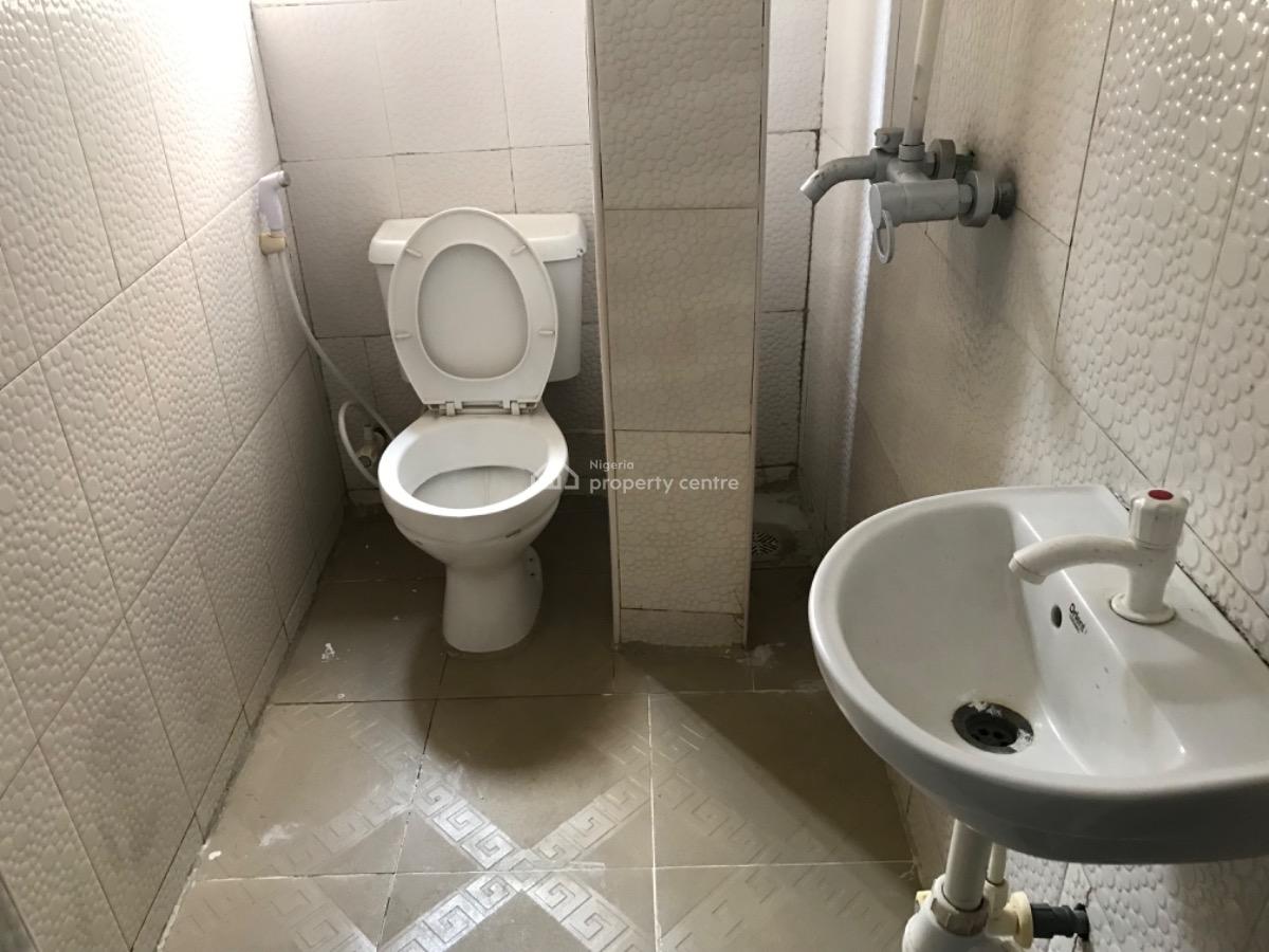 Executive Service Selfcontain with Generator and Aircondition, Emily, Akoka, Yaba, Lagos, Self Contain (single Rooms) for Rent