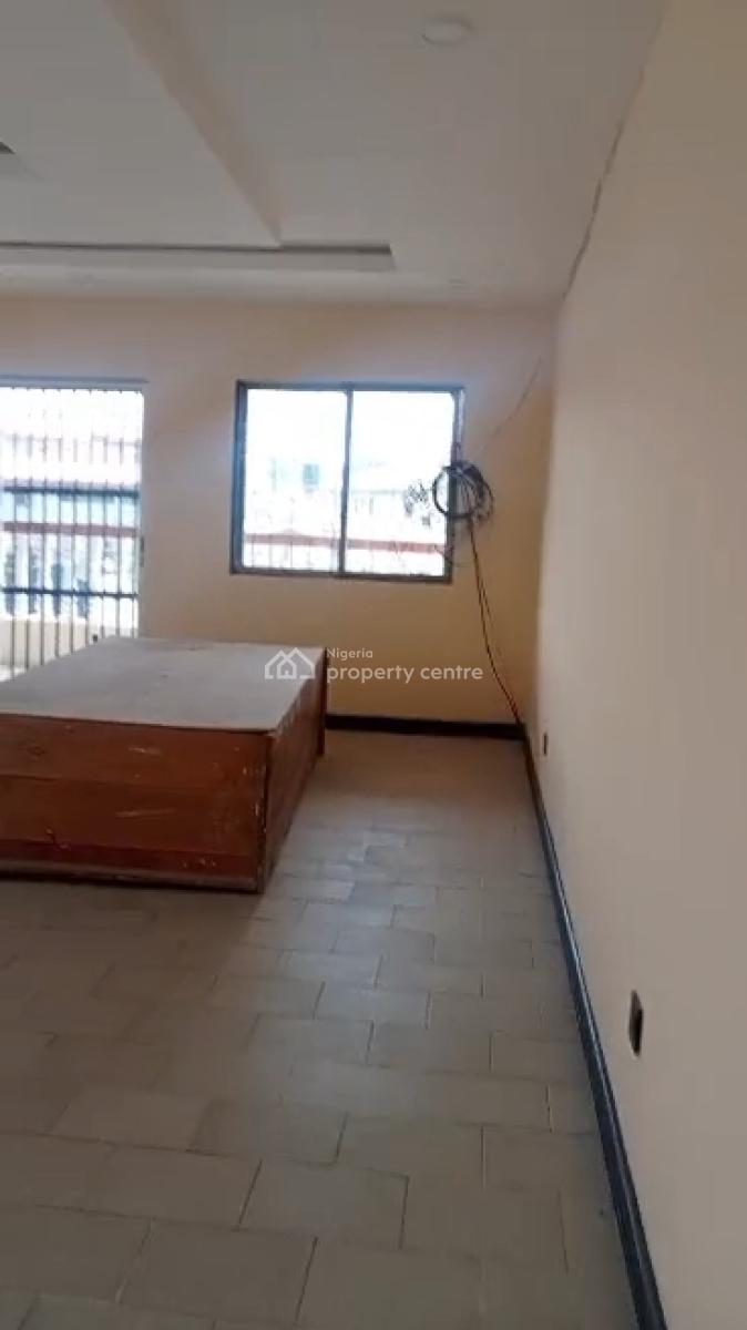 a Renovated,well-maintained,and Spacious 4bedroom Semi-detached Duplex, Medina, Gbagada, Lagos, Semi-detached Duplex for Rent