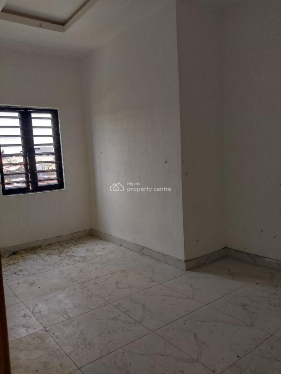 a Beautiful and Spacious Room and Parlour, Mobile Road, Ilaje, Ajah, Lagos, Mini Flat (room and Parlour) for Rent