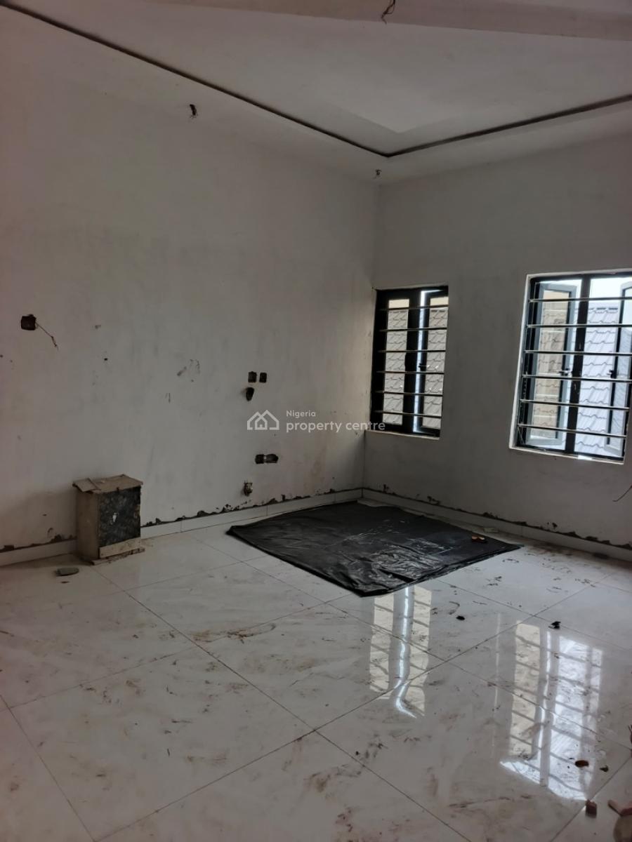 Decent Miniflat, New Garage, Gbagada, Lagos, Flat / Apartment for Rent