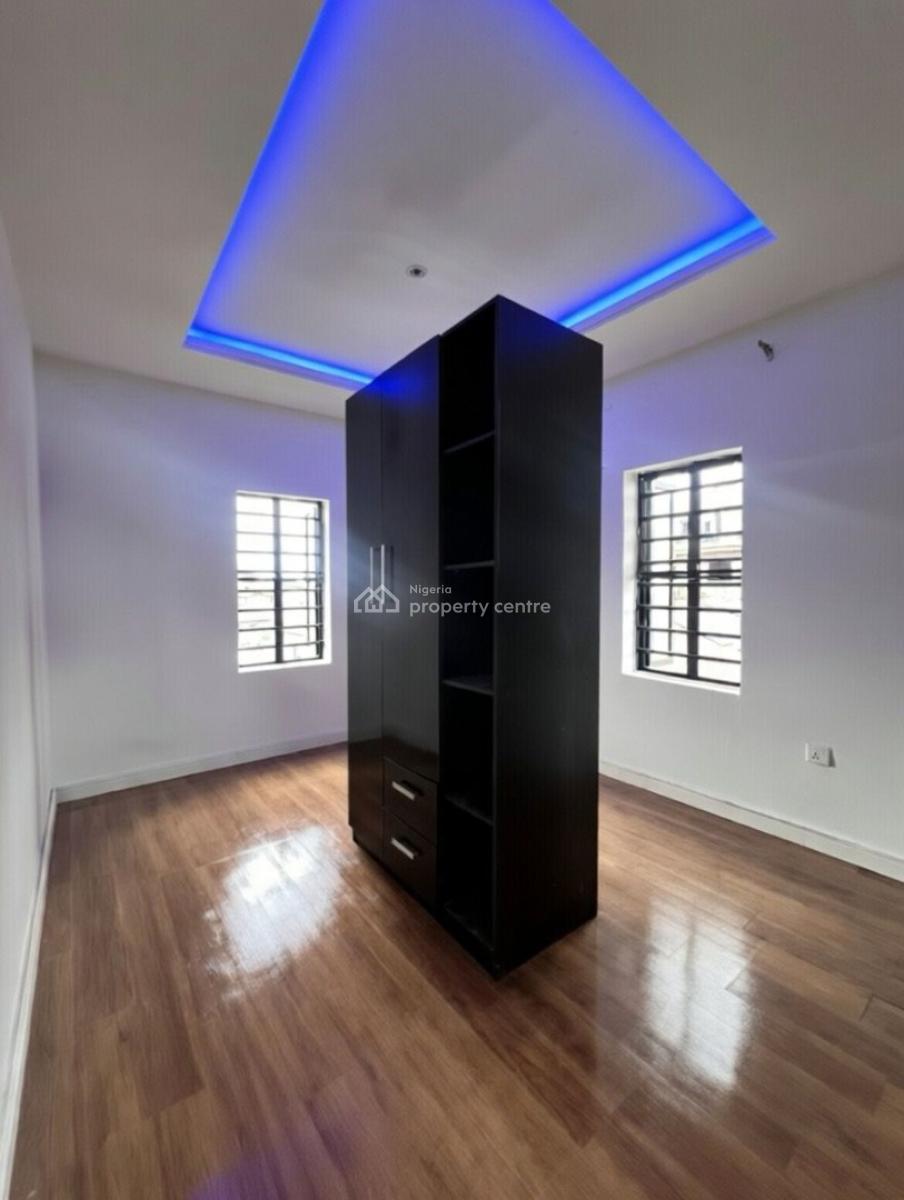 a Well Built Room and Parlor, Before Novare Shoprite Ajah, Lekki Phase 2, Lekki, Lagos, Mini Flat (room and Parlour) for Rent