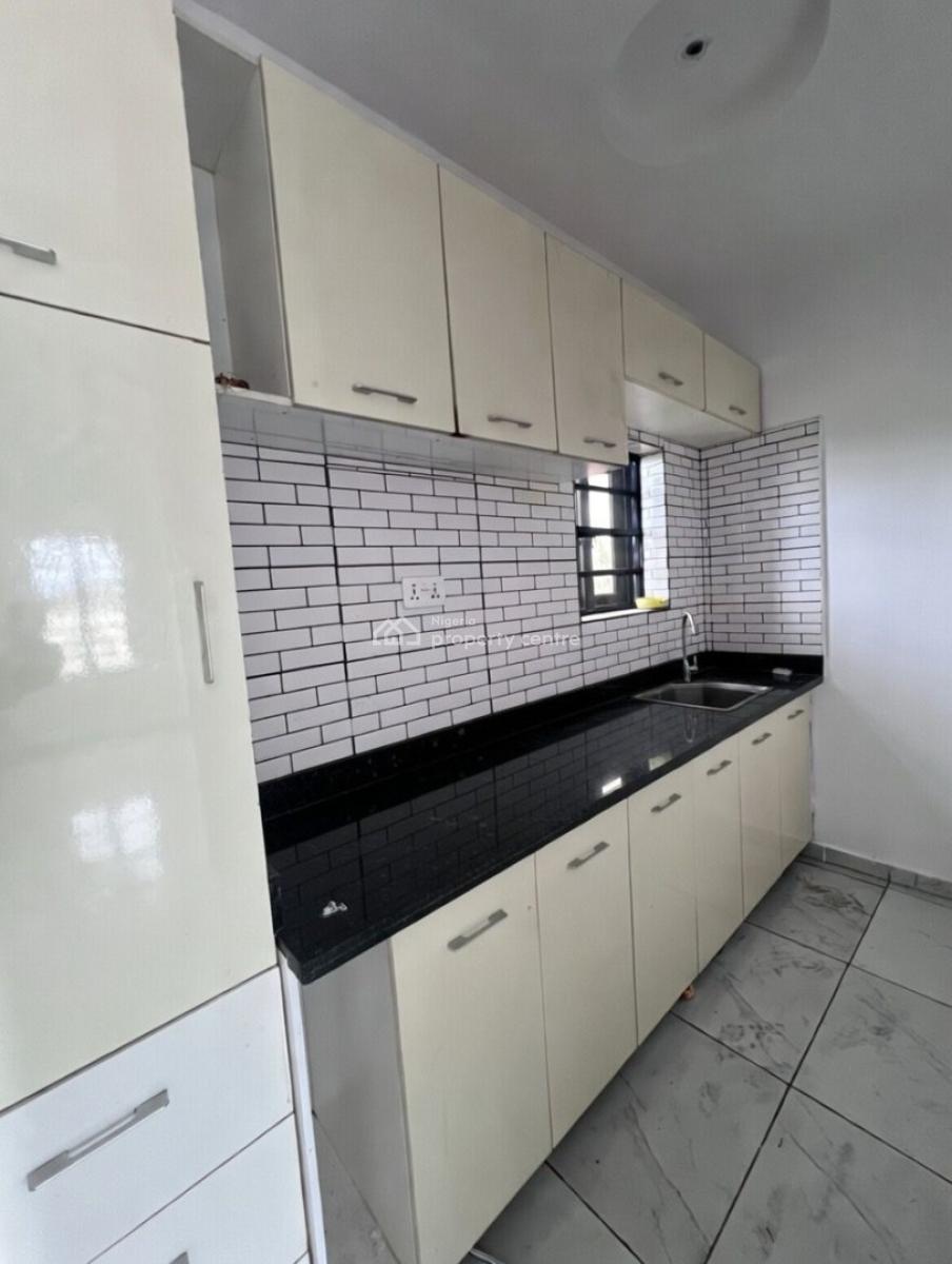 a Well Built Room and Parlor, Before Novare Shoprite Ajah, Lekki Phase 2, Lekki, Lagos, Mini Flat (room and Parlour) for Rent