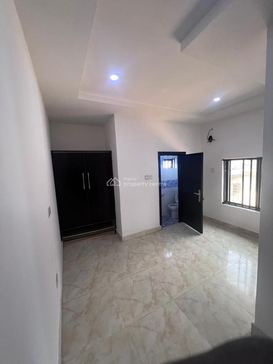 3 Bedroom Flat, Lekki Phase 1, Lekki, Lagos, Flat / Apartment for Rent