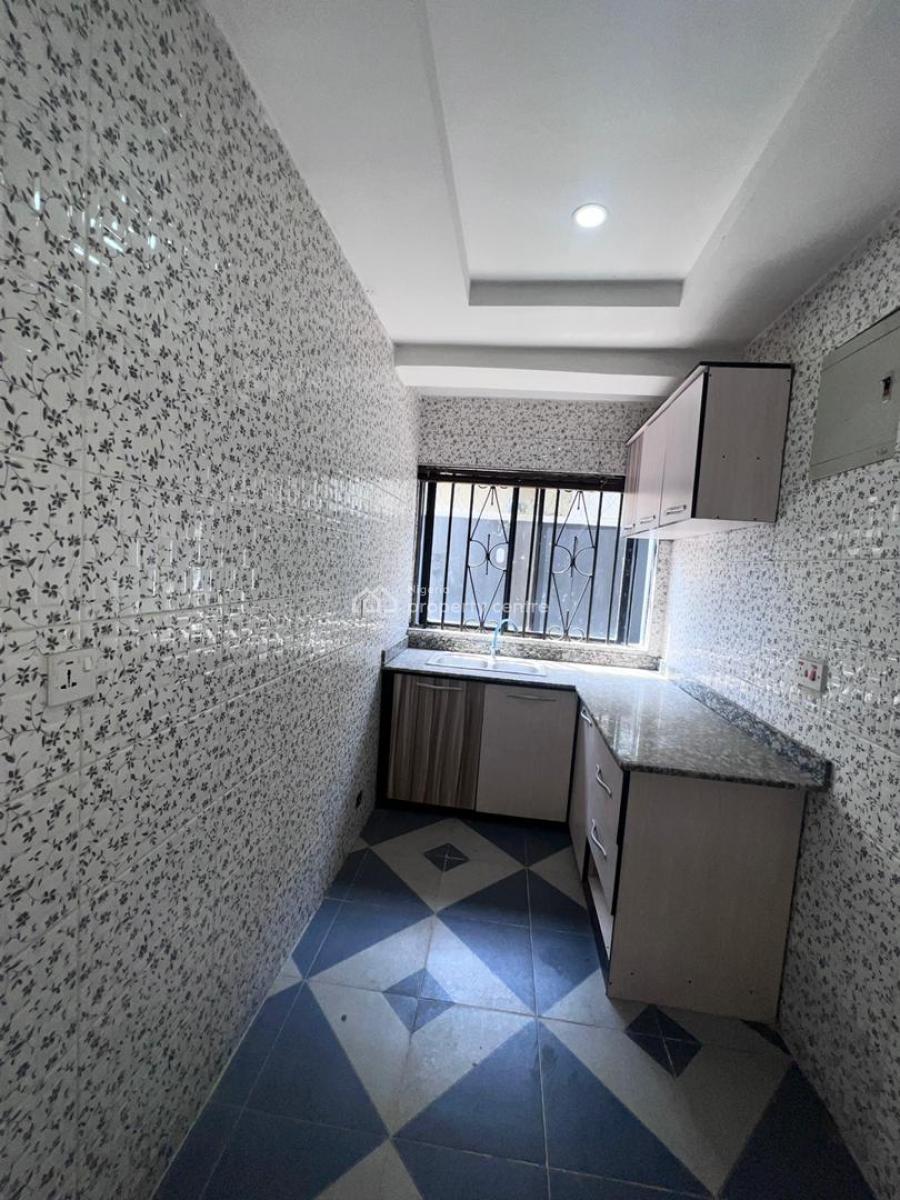3 Bedroom Flat, Lekki Phase 1, Lekki, Lagos, Flat / Apartment for Rent