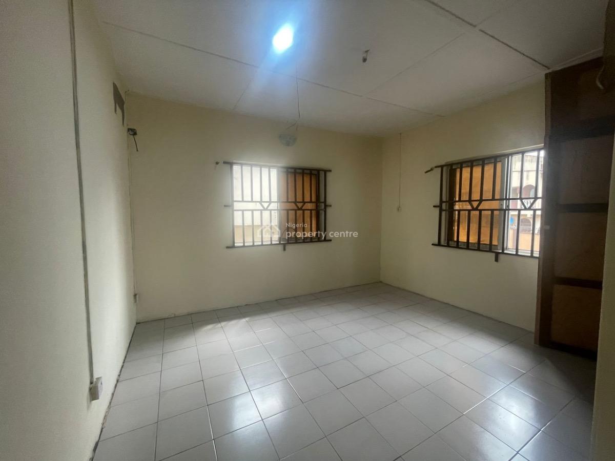 4 Bedroom Semi Detached Duplex, Olowora, Magodo, Lagos, Semi-detached Duplex for Rent