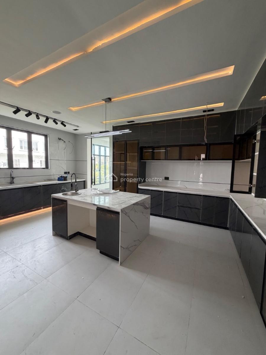 Spacious 5 Bedroom Fully Detached House, Cowrie Creek Estate, Lekki, Lagos, Semi-detached Duplex for Sale