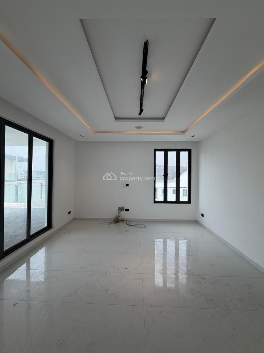 Spacious 5 Bedroom Fully Detached House, Cowrie Creek Estate, Lekki, Lagos, Semi-detached Duplex for Sale