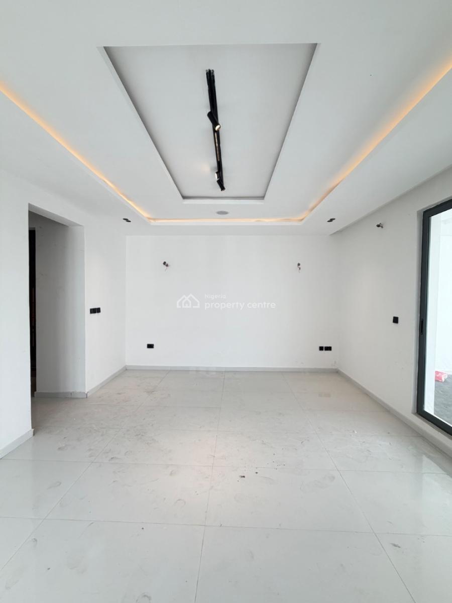 Spacious 5 Bedroom Fully Detached House, Cowrie Creek Estate, Lekki, Lagos, Semi-detached Duplex for Sale