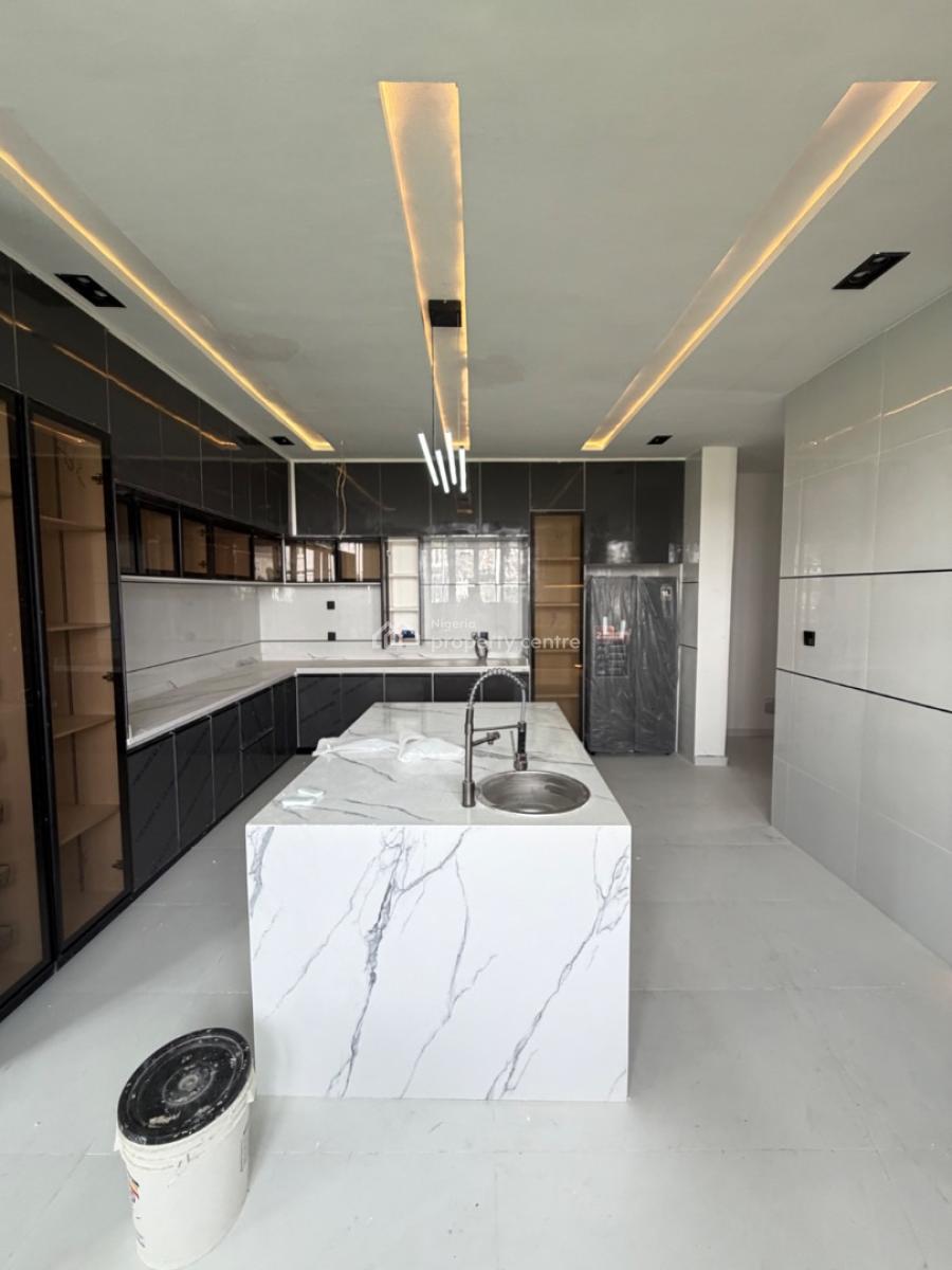 Spacious 5 Bedroom Fully Detached House, Cowrie Creek Estate, Lekki, Lagos, Semi-detached Duplex for Sale