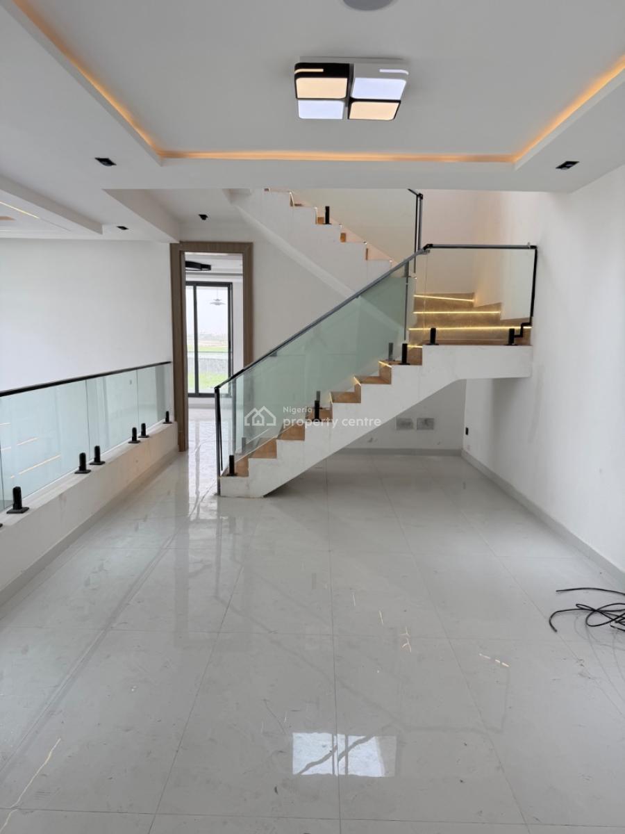 Spacious 5 Bedroom Fully Detached House, Cowrie Creek Estate, Lekki, Lagos, Semi-detached Duplex for Sale