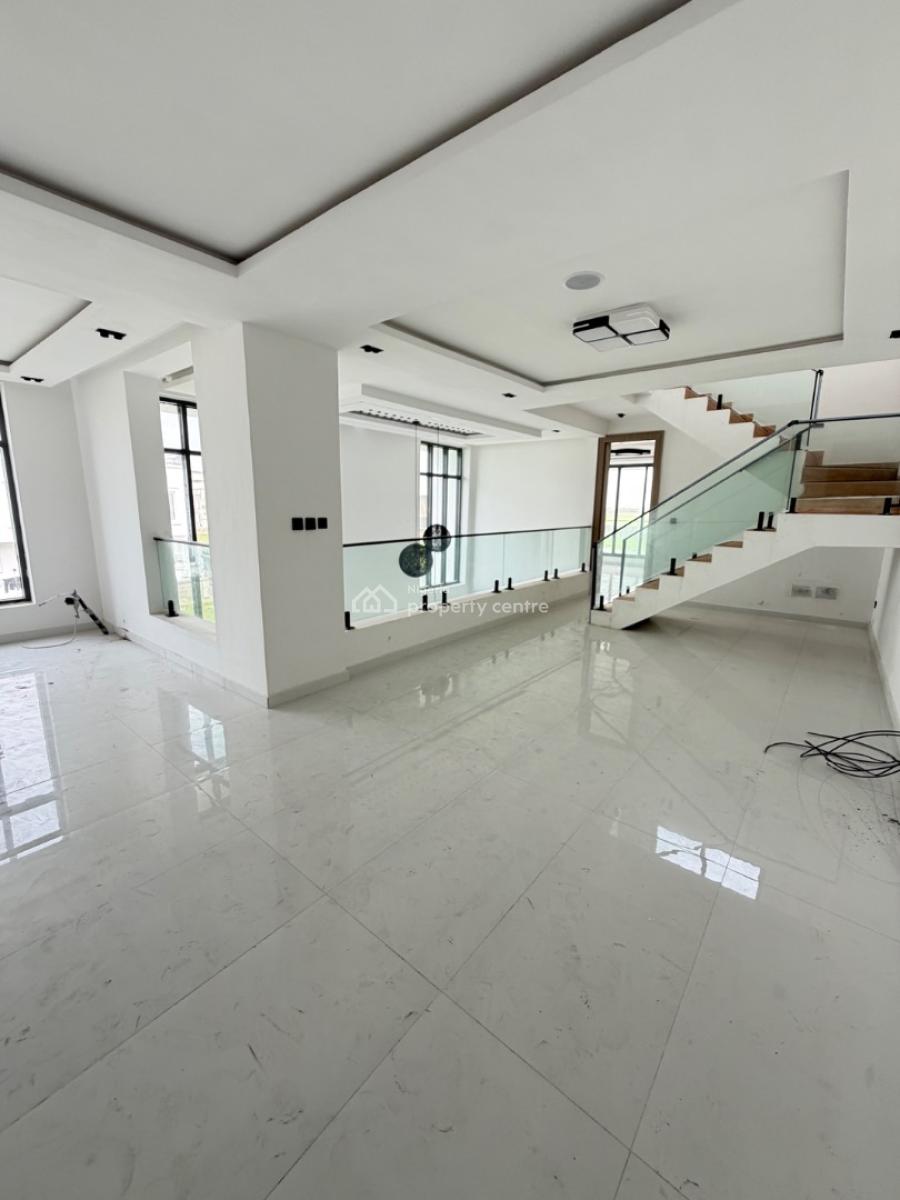 Spacious 5 Bedroom Fully Detached House, Cowrie Creek Estate, Lekki, Lagos, Semi-detached Duplex for Sale