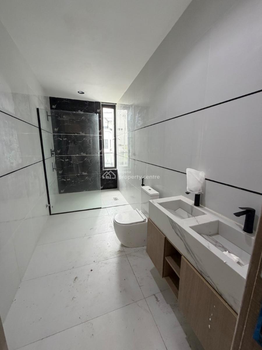 Spacious 5 Bedroom Fully Detached House, Cowrie Creek Estate, Lekki, Lagos, Semi-detached Duplex for Sale