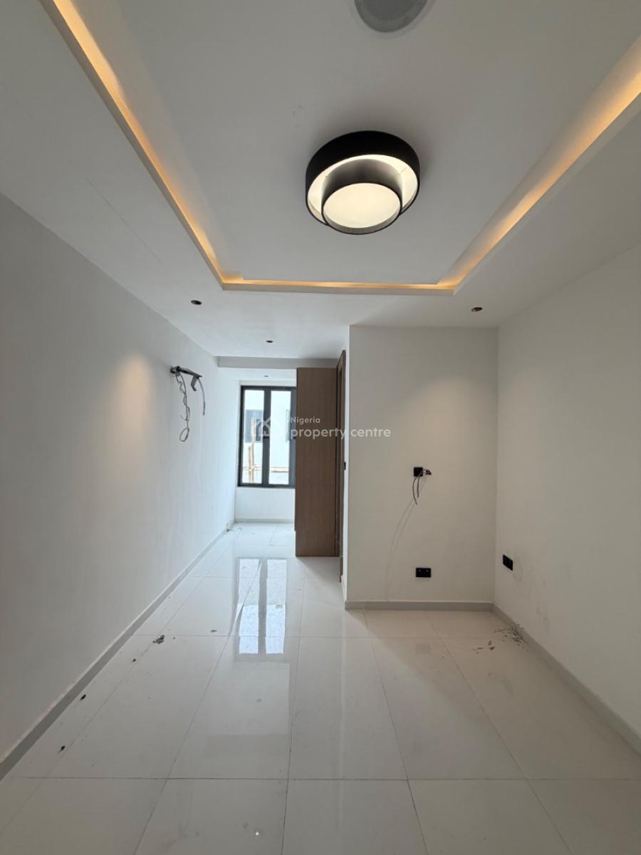 Spacious 5 Bedroom Fully Detached House, Cowrie Creek Estate, Lekki, Lagos, Semi-detached Duplex for Sale