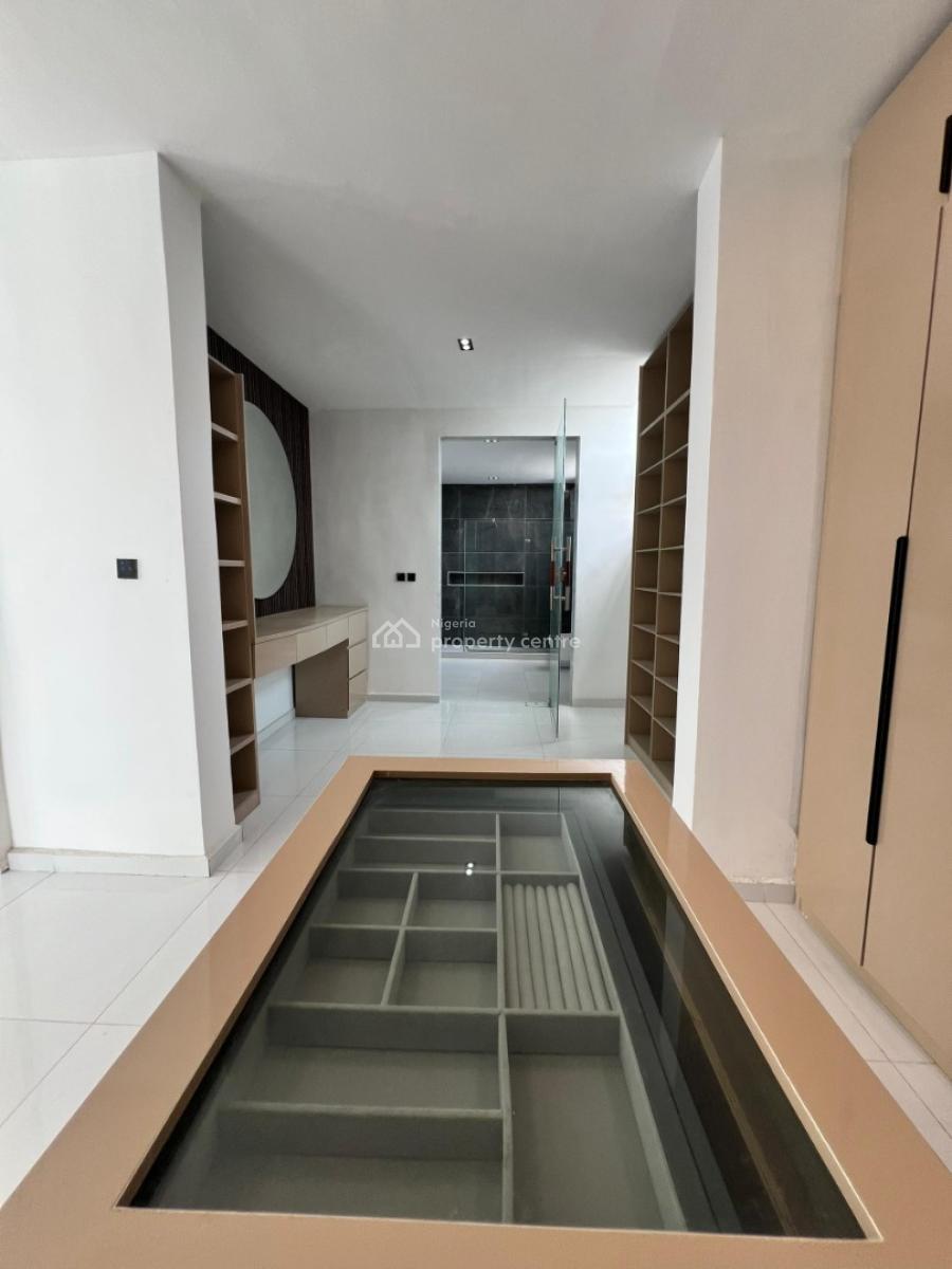 Magnificent 6 Bedroom Detached Duplex with Bq, Swimming Pool,, Location: Chevron, Lekki Phase 1, Lekki, Lagos, Detached Duplex for Sale