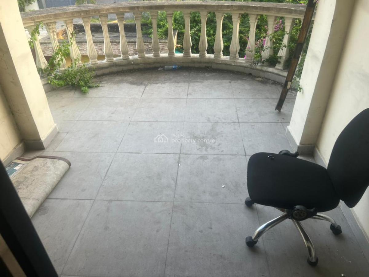 Self Compound 4 Bedroom Semi-detached House with 2 Rooms Bq, Lekki Phase 1, Lekki, Lagos, Semi-detached Duplex for Rent