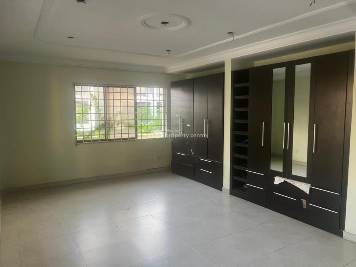 Self Compound 4 Bedroom Semi-detached House with 2 Rooms Bq, Lekki Phase 1, Lekki, Lagos, Semi-detached Duplex for Rent