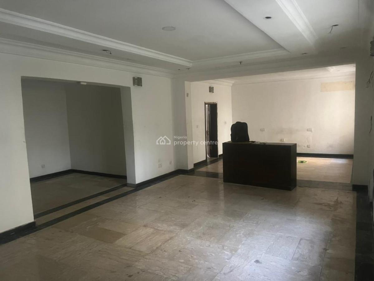 Self Compound 4 Bedroom Semi-detached House with 2 Rooms Bq, Lekki Phase 1, Lekki, Lagos, Semi-detached Duplex for Rent