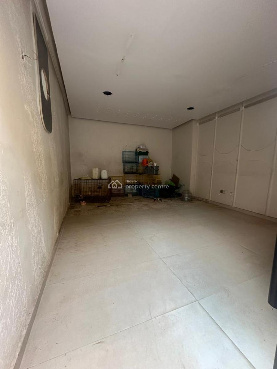 Commercial Space in Lekki Phase 1, Lekki Phase 1, Lekki, Lagos, Commercial Property for Rent