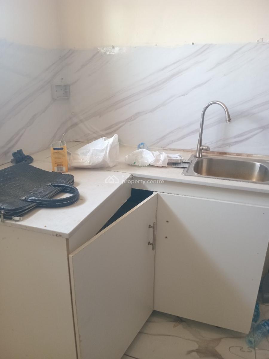 a Luxurious Standard Miniflat Apartment, Chevron Drive Paradise 3 Estate, Lekki, Lagos, Mini Flat (room and Parlour) for Rent